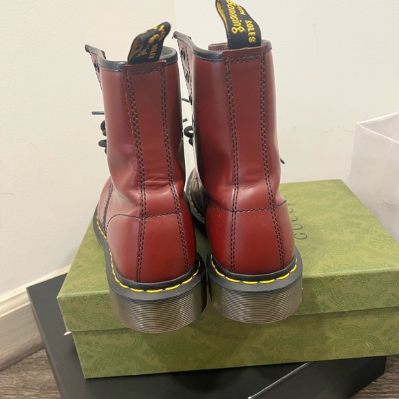 Dr. Martens Women's Cherry Red Leather Boots Size 7 - Picture 3 of 5
